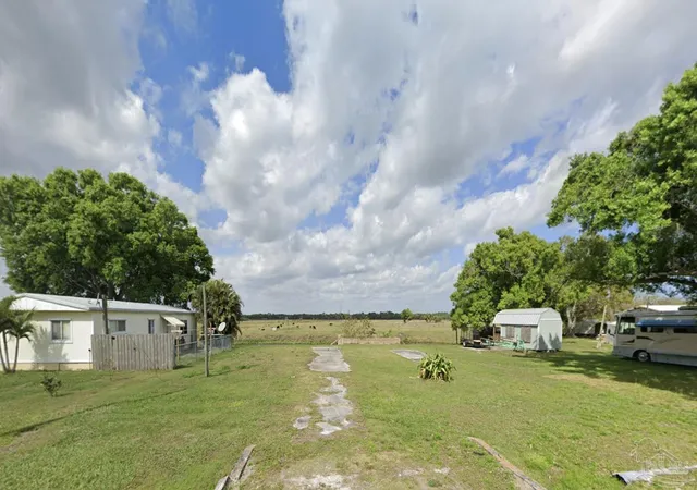 Photo 1 of Land for sale at 3101 Se 18th Court, Okeechobee, FL 34974 | MLS# 680964 | Listing updated on 2026-09-04