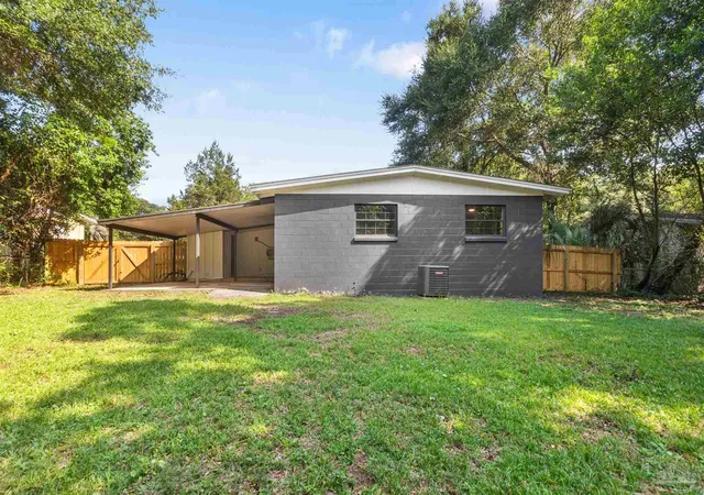 Photo 33 of Single family home for sale at 910 Artesian Ave, Pensacola, FL 32505 | MLS# 685497 | Listing updated on 2026-10-06