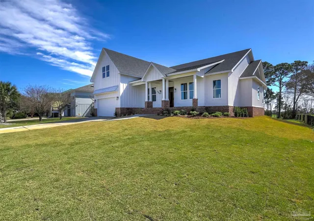 Photo 3 of Single family home for sale at 3846 Saber Tooth Cir, Gulf Breeze, FL 32563 | MLS# 641407 | Listing updated on 2026-08-24
