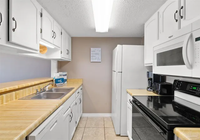 2nd image of 344 E Beach Blvd #10, Gulf Shores, AL 36542 | MLS# 681748