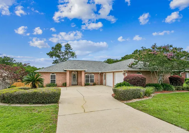 Homes for sale in Cantonment, FL | 652 Ashford Rd, Cantonment, FL 32533 | MLS# 684549