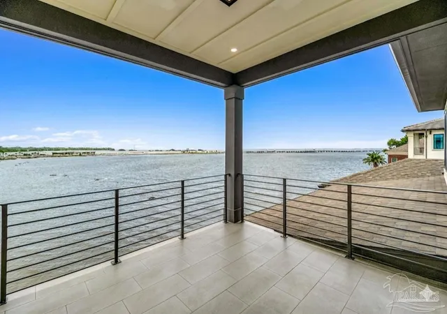 Photo 2 of Single family home for sale at 8 Wharf Ave, Pensacola, FL 32502 | MLS# 684001 | Listing updated on 2026-08-18