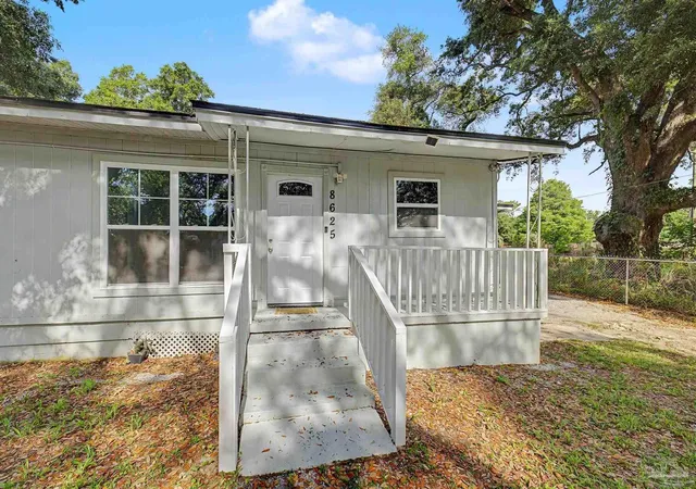 Photo 2 of Single family home for sale at 8625 Stockdale Ave, Pensacola, FL 32514 | MLS# 682386 | Listing updated on 2026-09-02
