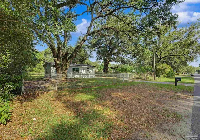 Photo 34 of Single family home for sale at 8625 Stockdale Ave, Pensacola, FL 32514 | MLS# 682386 | Listing updated on 2026-09-02