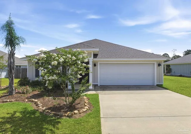 Photo 1 of Single family home for sale at 4029 Whitetail Ln, Pensacola, FL 32526 | MLS# 685210 | Listing updated on 2026-09-18