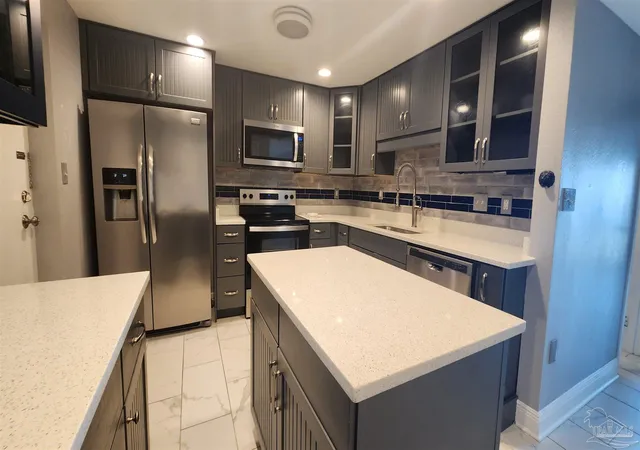 Photo 3 of Condo for sale at 615 Bayshore Dr #902, Pensacola, FL 32507 | MLS# 688325 | Listing updated on 2026-09-17