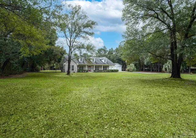 3rd image of 1911 Tillman Ln, Pensacola, FL 32526 | MLS# 669815