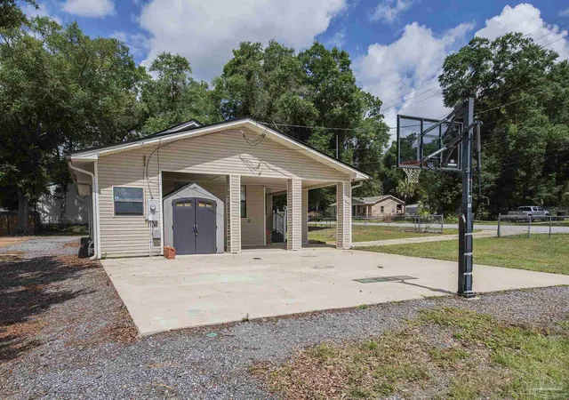 2nd image of 6463 Open Rose Dr, Milton, FL 32570 | MLS# 684361