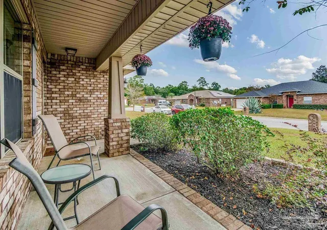 2nd image of 5258 Dalton Cir, Milton, FL 32570 | MLS# 683912