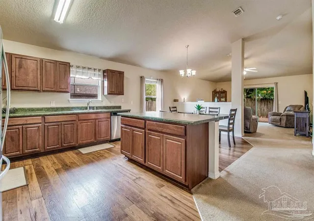 3rd image of 5258 Dalton Cir, Milton, FL 32570 | MLS# 683912