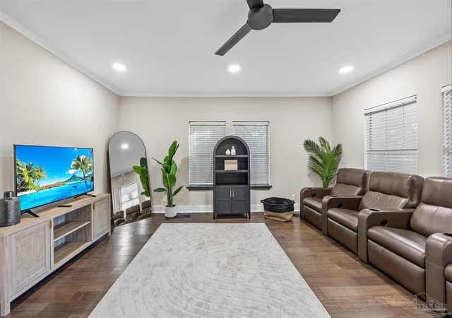 3rd image of 1306 E Gonzalez St, Pensacola, FL 32501 | MLS# 683634