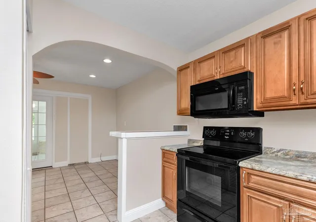 4th image of 1932 Bay Point Blvd, Milton, FL 32583 | MLS# 685047