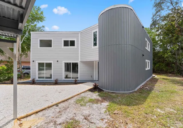 3rd image of 4023 Sandy Bluff Dr, Gulf Breeze, FL 32563 | MLS# 670767