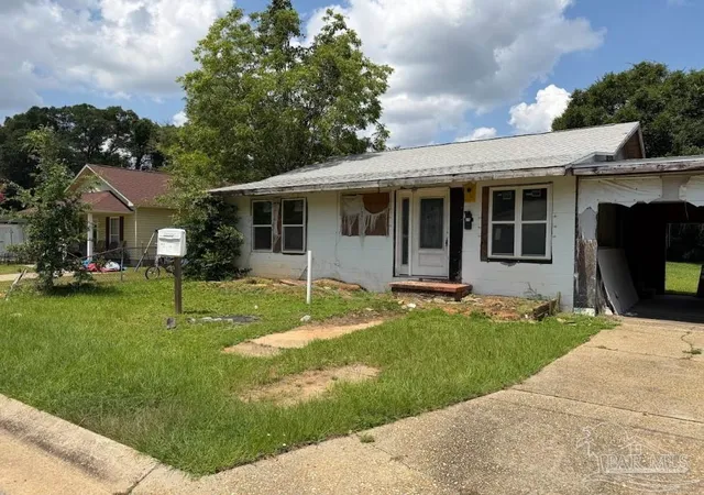 4th image of 1203 N C St, Pensacola, FL 32501 | MLS# 685286