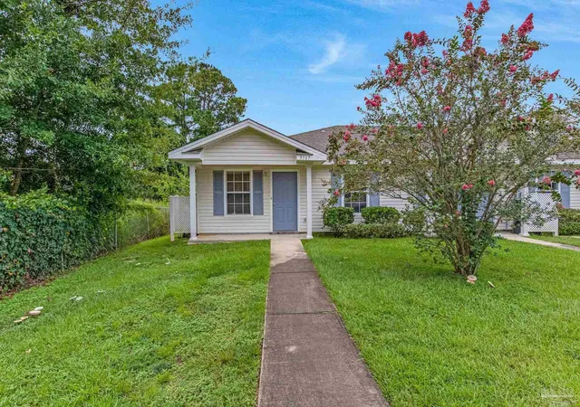 Photo 1 of Townhouse for sale at 9767 Cobblebrook Dr, Pensacola, FL 32506 | MLS# 688245 | Listing updated on 2026-08-29