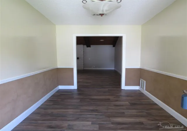 Photo 3 of Single family home for sale at 8364 Stanton Pl, Pensacola, FL 32526 | MLS# 685736 | Listing updated on 2026-08-10