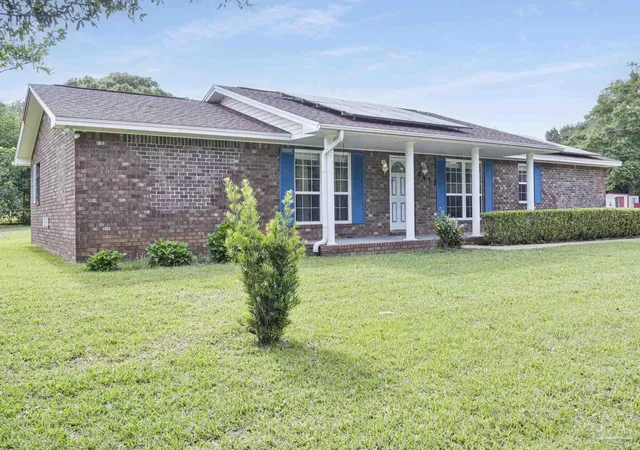 Homes for sale in Pace, FL | 4411 Pace Ln, Pace, FL 32571 | MLS# 683106