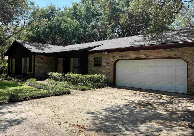 Photo 2 of Single family home for sale at 2821 Sandy Ridge Rd, Gulf Breeze, FL 32563 | MLS# 684854 | Listing updated on 2026-09-11