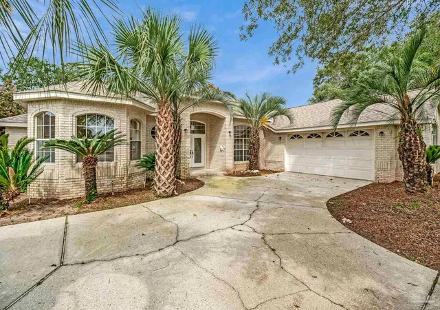 Photo 4 of Single family home for sale at 1175 Mary Kate Dr, Gulf Breeze, FL 32563 | MLS# 683312 | Listing updated on 2026-07-23