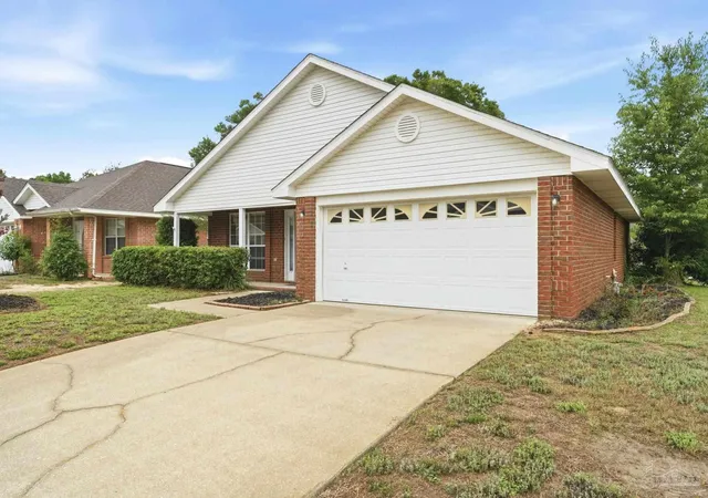 2nd image of 2528 Eclipse Ln, Pensacola, FL 32514 | MLS# 682151