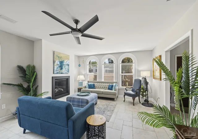 2nd image of 129 Country Club Rd, Pensacola, FL 32507 | MLS# 672572