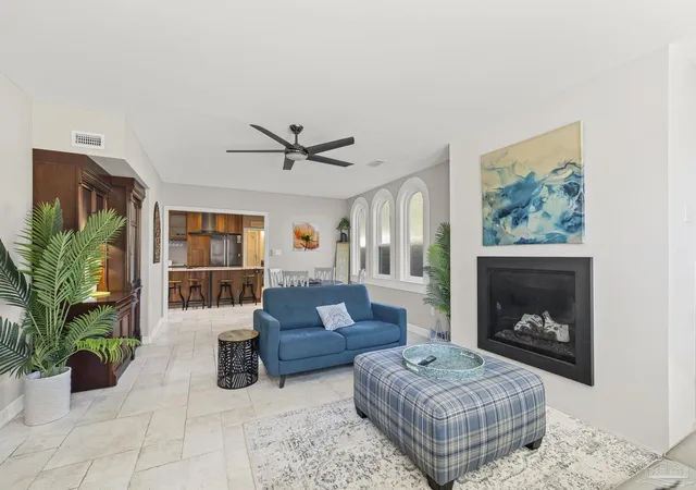 3rd image of 129 Country Club Rd, Pensacola, FL 32507 | MLS# 672572