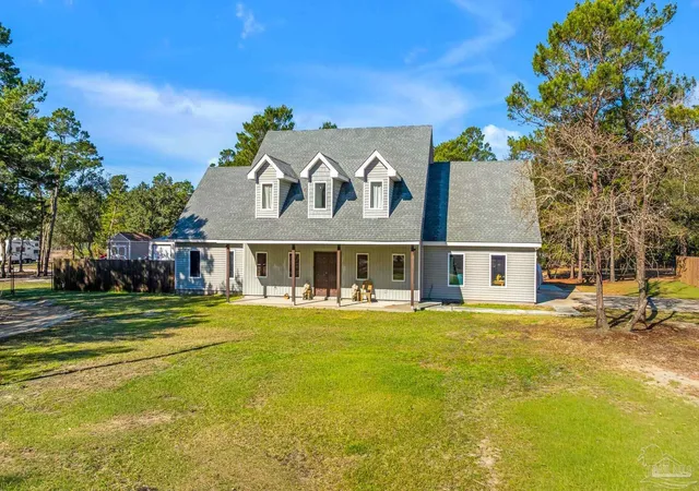Photo 1 of Single family home for sale at 1661 Comanche Trl, Gulf Breeze, FL 32563 | MLS# 678648 | Listing updated on 2026-09-11