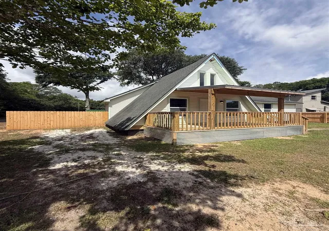 2nd image of 4469 Arcadia St, Milton, FL 32583 | MLS# 681742