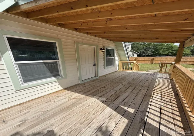 Photo 3 of Single family home for sale at 4469 Arcadia St, Milton, FL 32583 | MLS# 681742 | Listing updated on 2026-04-29