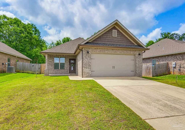 Homes for sale in Cantonment, FL | 445 Pemberton Ln, Cantonment, FL 32533 | MLS# 681832