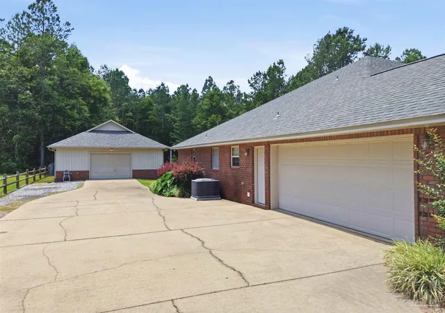 3rd image of 9105 Byrom Campbell Rd, Milton, FL 32571 | MLS# 683005