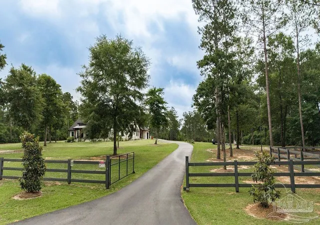 Photo 2 of Single family home for sale at 7368 Buffalo Ridge Rd, Milton, FL 32571 | MLS# 683250 | Listing updated on 2026-08-14