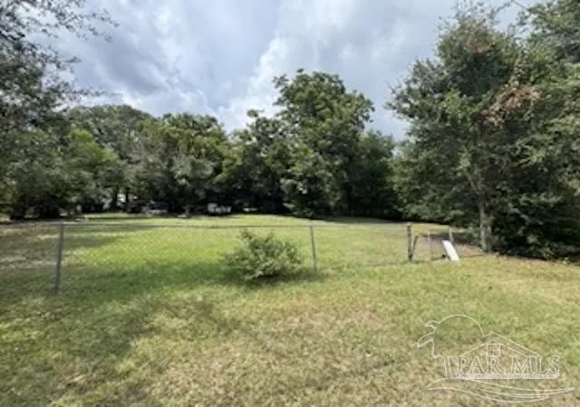 2nd image of 1301 N V St, Pensacola, FL 32505 | MLS# 671718