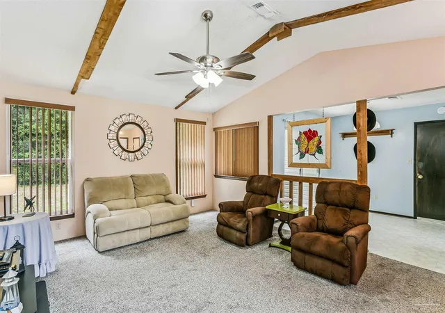Photo 4 of Single family home for sale at 4726 Bridgedale Dr, Pensacola, FL 32505 | MLS# 686928 | Listing updated on 2026-08-29