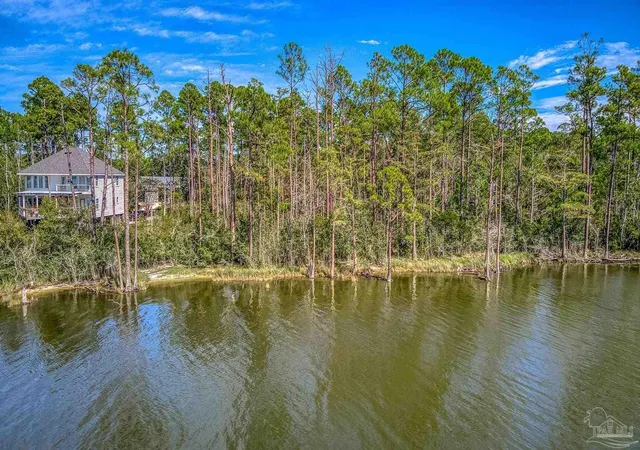 Photo 4 of Sale Pending at 3569 Maikai Dr, Pensacola, FL 32526 | MLS# 634373 | Listing updated on 2026-10-08