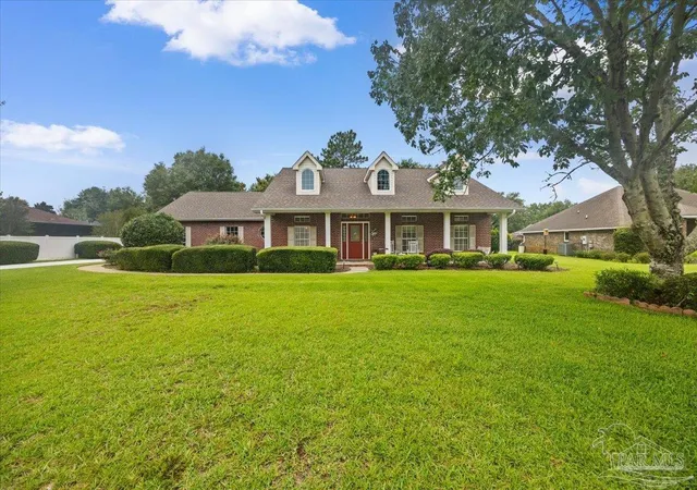 Homes for sale in Navarre, FL | 2555 Holley Pl, Navarre, FL 32566 | MLS# 684741