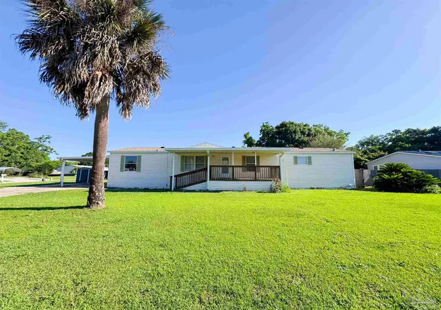 Homes for sale in Pensacola, FL | 5518 Barefoot Blvd, Pensacola, FL 32526 | MLS# 682529