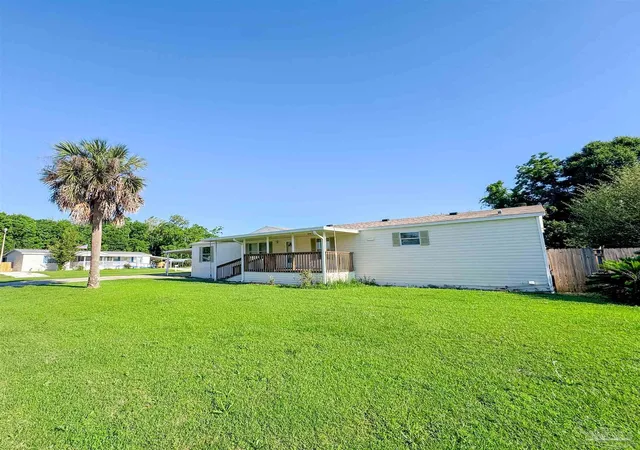 Homes for sale in Pensacola, FL | 5518 Barefoot Blvd, Pensacola, FL 32526 | MLS# 682529