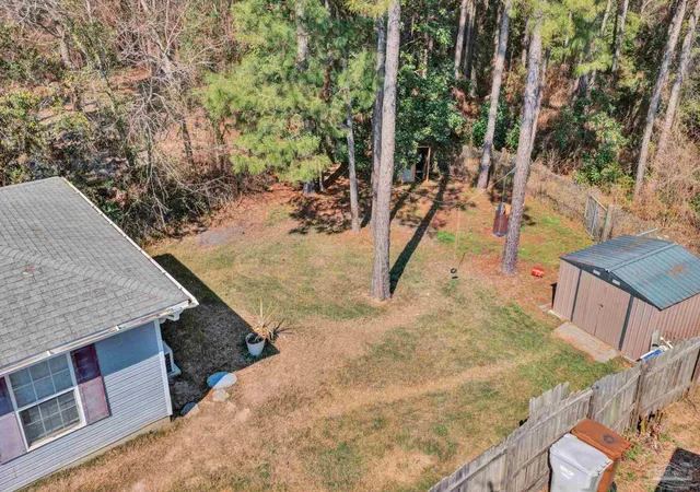 37th image of 1984 Ambassador Dr, Gulf Breeze, FL 32563 | MLS# 677604