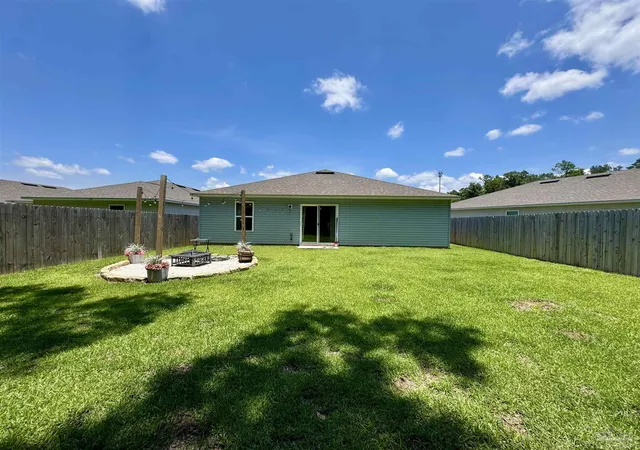 Photo 2 of Single family home for sale at 6433 June Bug Dr, Milton, FL 32583 | MLS# 684265 | Listing updated on 2026-09-02