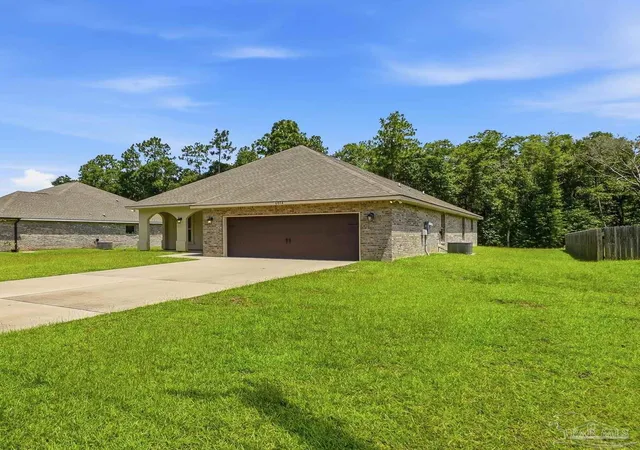 Homes for sale in Milton, FL | 6054 Cherokee Dr, Milton, FL 32570 | MLS# 684955