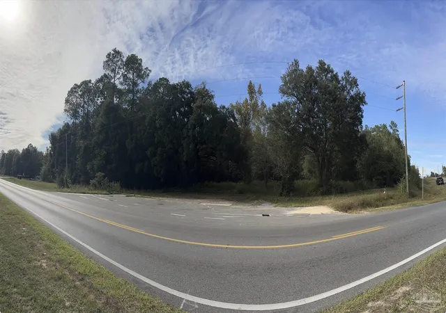 2nd image of 6647 Munson Hwy, Milton, FL 32570 | MLS# 685768