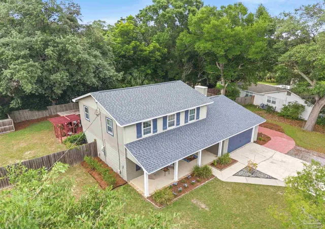 Photo 3 of Sale Pending at 3550 Marjean Dr, Pensacola, FL 32504 | MLS# 684184 | Listing updated on 2026-10-18