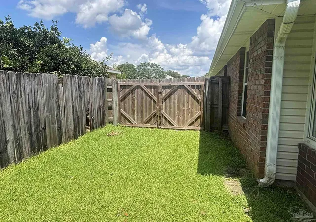 Homes for sale in Cantonment, FL | 2319 Brightview Pl, Cantonment, FL 32533 | MLS# 685513