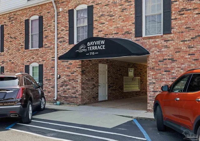 Photo 3 of Condo for sale at 710 Scenic Hwy #120, Pensacola, FL 32503 | MLS# 688104 | Listing updated on 2026-09-01