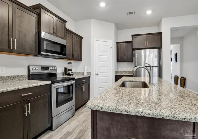 Photo 4 of Single family home for sale at 1641 Slate Dr, Cantonment, FL 32533 | MLS# 685705 | Listing updated on 2026-09-14