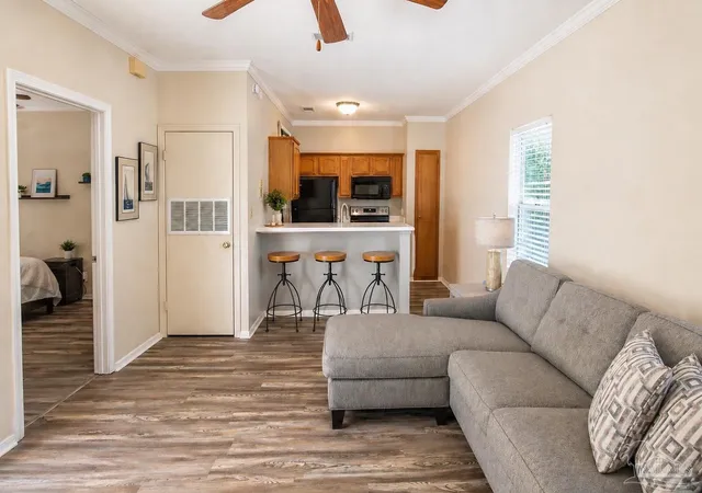 5th image of 501 E Burgess Rd #D 10, Pensacola, FL 32504 | MLS# 682169