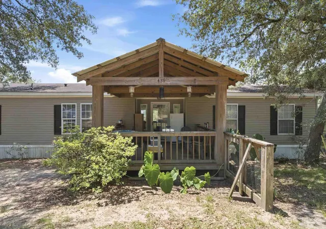 3rd image of 439 Woodpecker Ln, Holt, FL 32564 | MLS# 685864