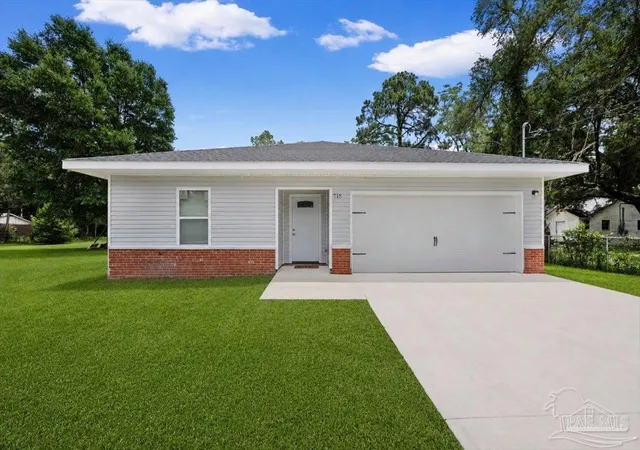 1st image of 715 Edwards St, Pensacola, FL 32507 | MLS# 683429