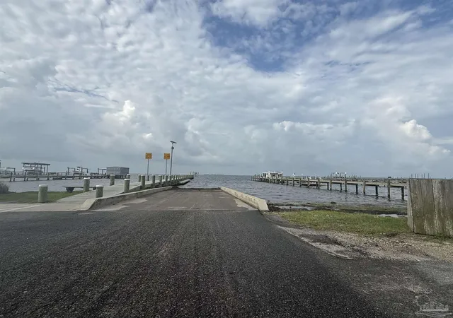 41st image of 2078 Refuge Cir, Gulf Breeze, FL 32563 | MLS# 680332